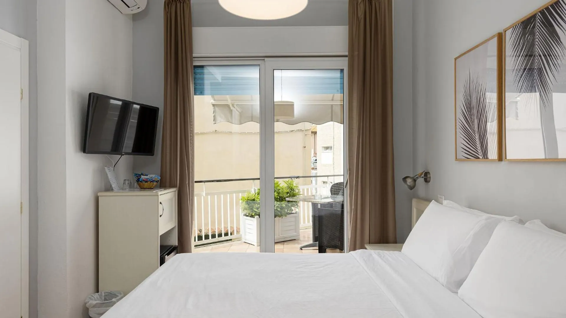 Hotel Conchiglia Porto Ercole  3*, Porto Ercole (Grosseto)